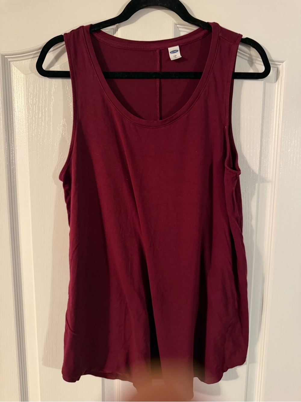 Old Navy Women's Burgundy Scoop Neck Tank Top